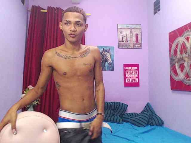blacktwinks webcam