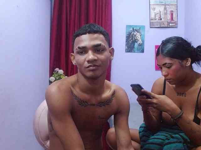blacktwinks webcam