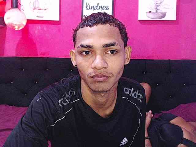 blacktwinks webcam