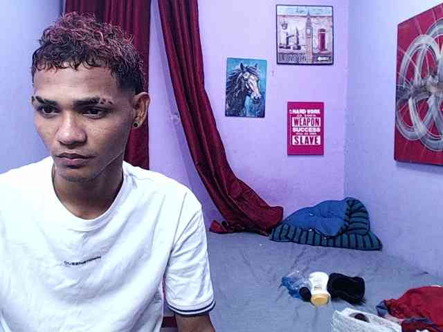 blacktwinks webcam