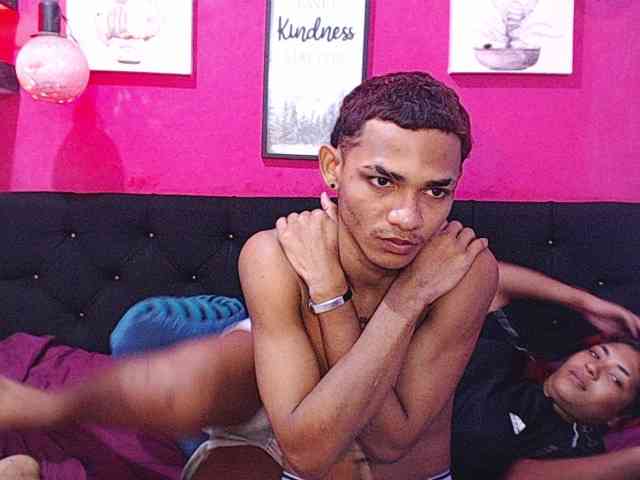 blacktwinks webcam