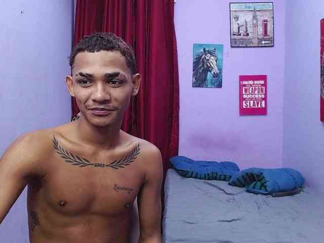 blacktwinks webcam