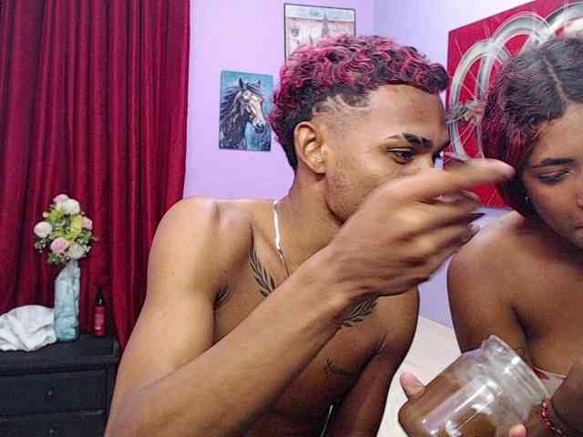 blacktwinks webcam