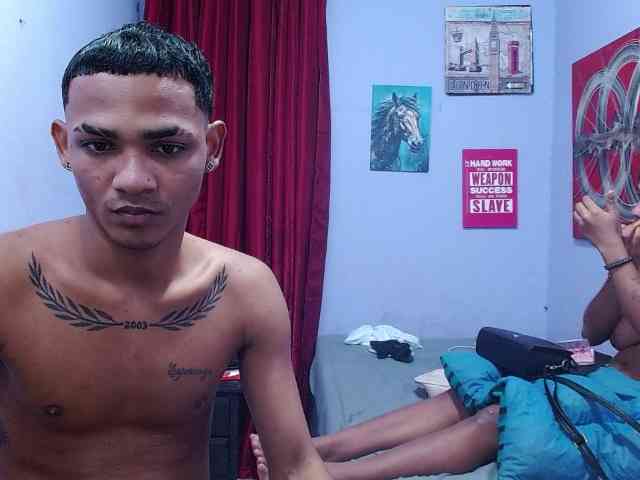 blacktwinks webcam