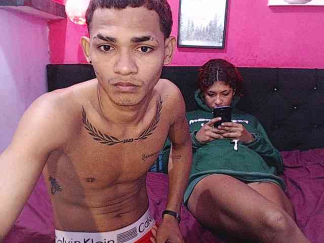 blacktwinks webcam