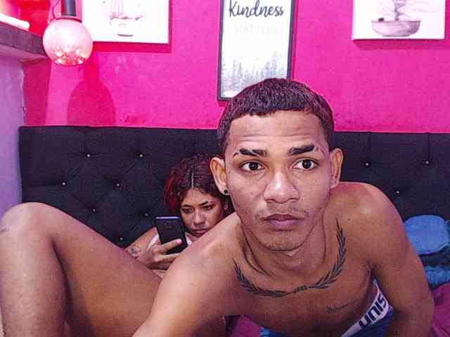 blacktwinks webcam