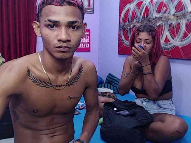 blacktwinks Live Webcam on BongaCams