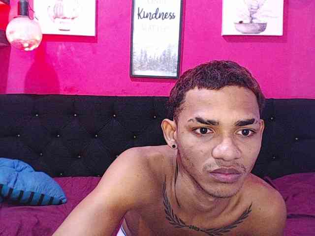 blacktwinks webcam