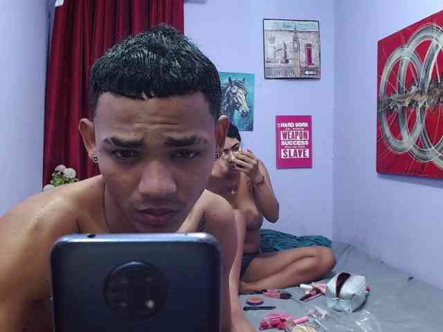 blacktwinks webcam