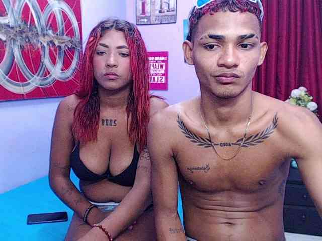 Modelo: blacktwinks
