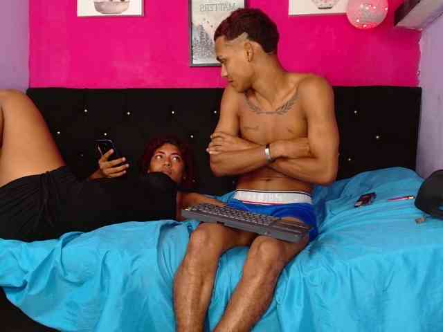 blacktwinks webcam