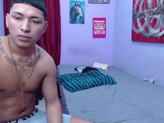 blacktwinks webcam