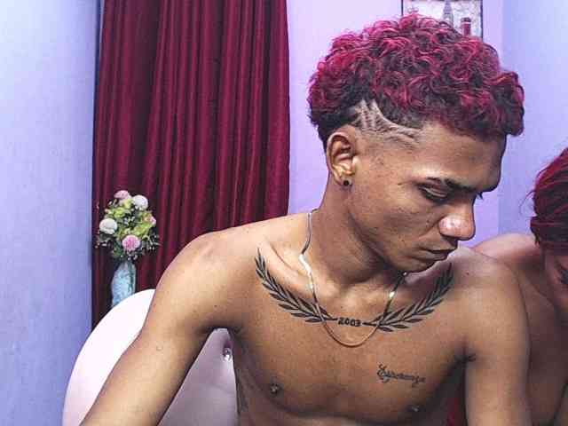 blacktwinks webcam