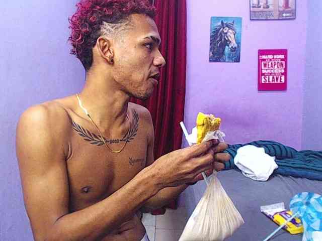 blacktwinks webcam