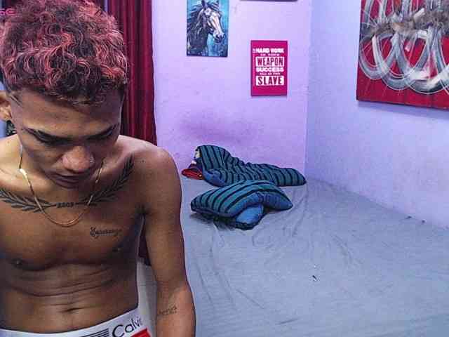 blacktwinks webcam