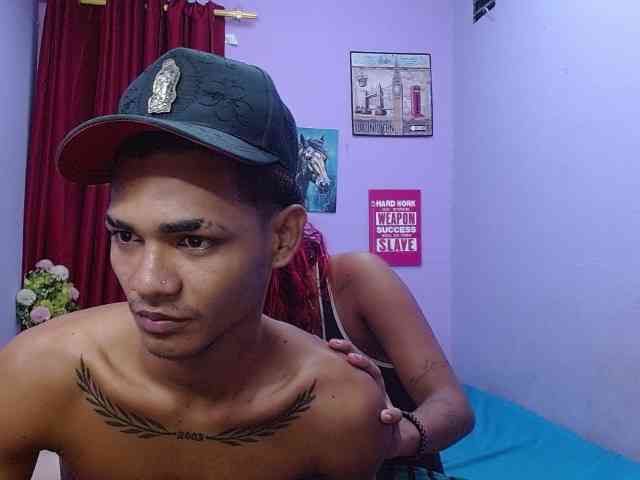 blacktwinks webcam