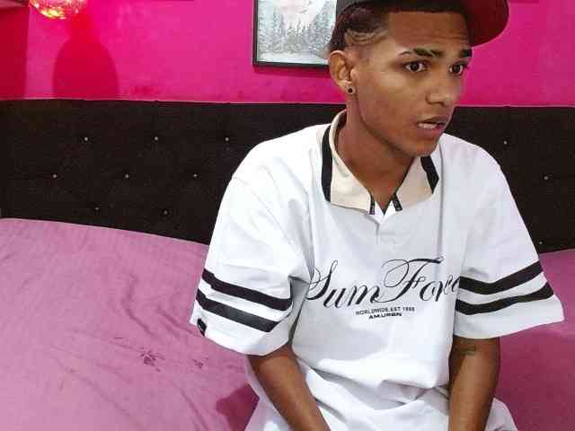 blacktwinks webcam