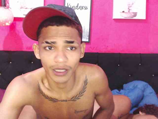 blacktwinks webcam