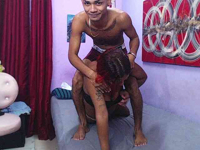 blacktwinks webcam