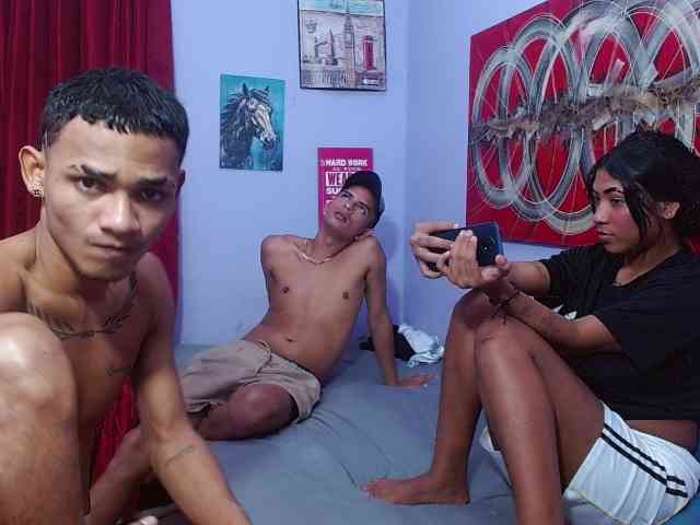blacktwinks webcam