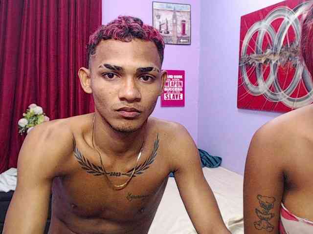 blacktwinks webcam