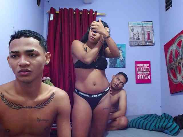 blacktwinks webcam