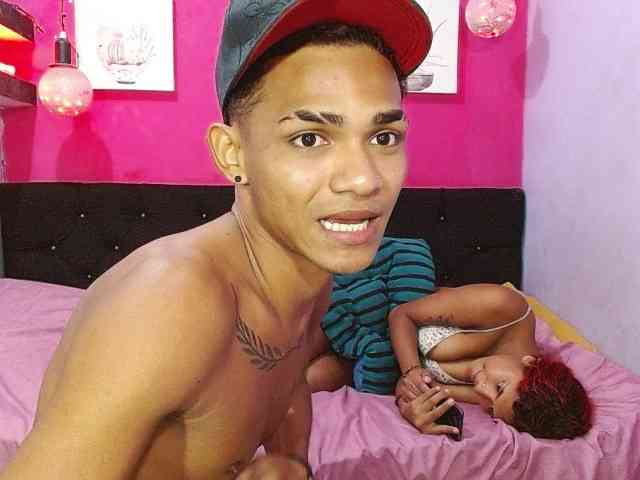 blacktwinks webcam