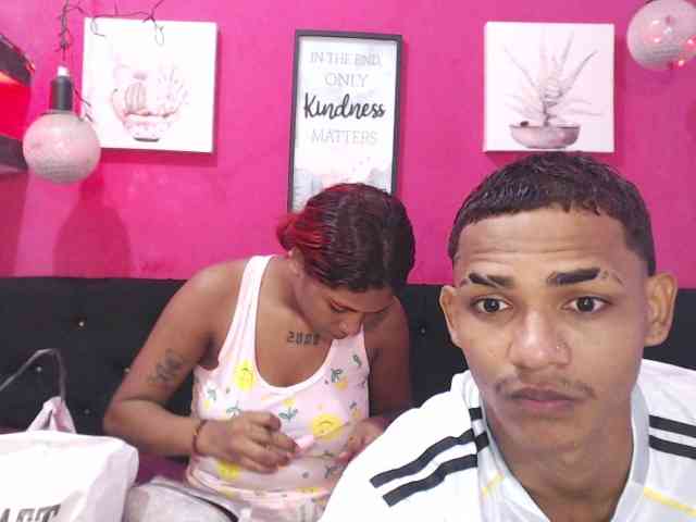 blacktwinks webcam