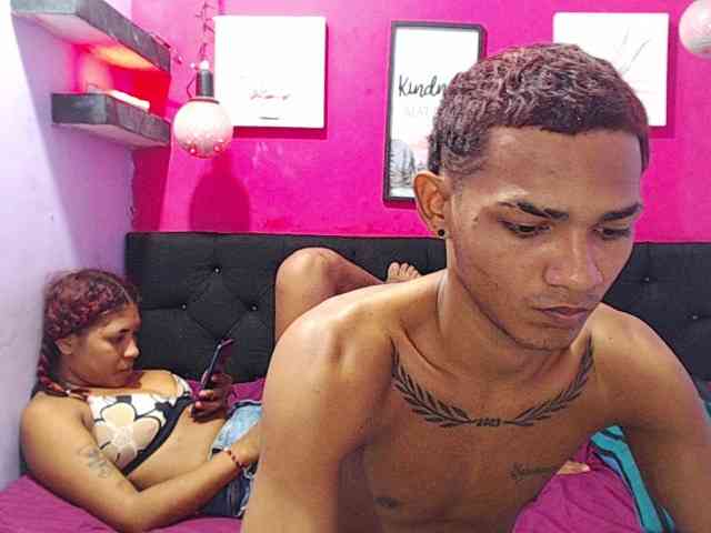 blacktwinks webcam