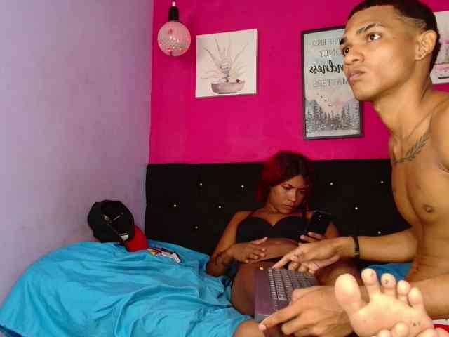 blacktwinks webcam
