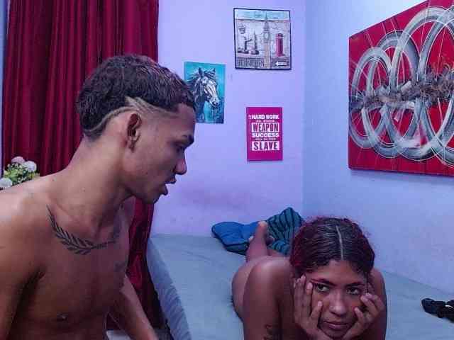 Modelo: blacktwinks