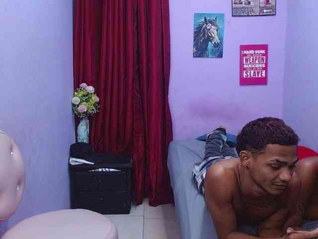 blacktwinks webcam