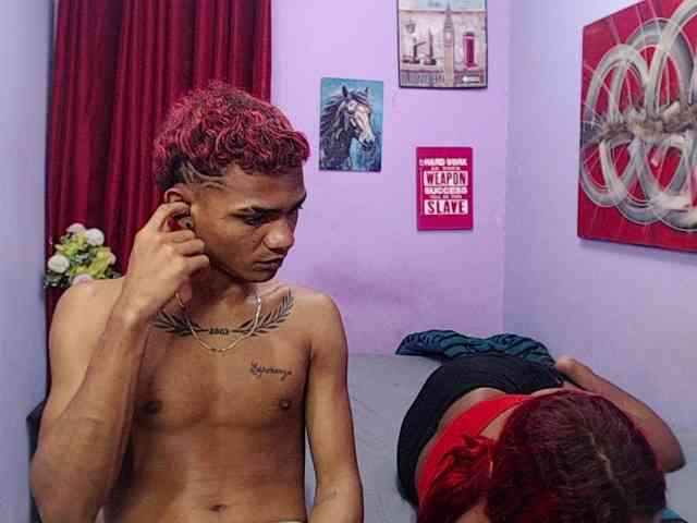 Modelo: blacktwinks