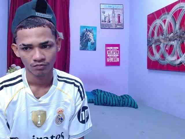 blacktwinks webcam