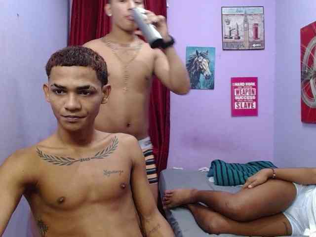 blacktwinks webcam