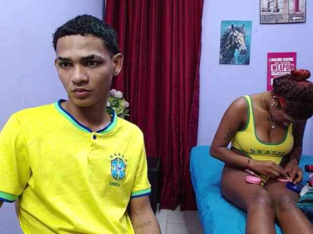 Modelo: blacktwinks