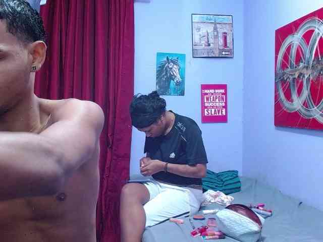 blacktwinks