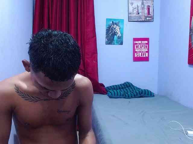 blacktwinks webcam