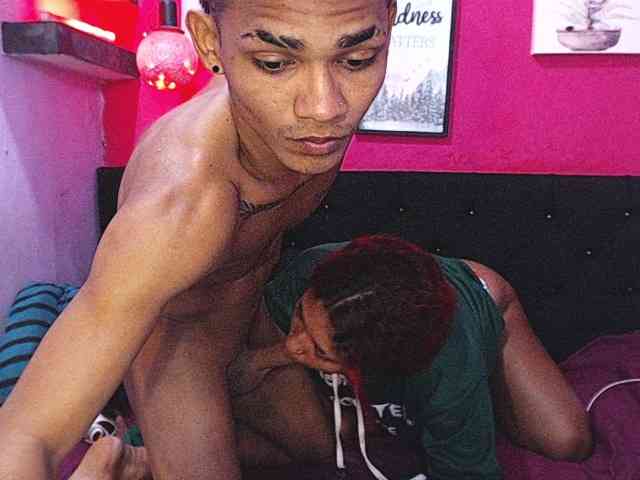 blacktwinks webcam