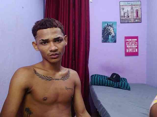 blacktwinks webcam