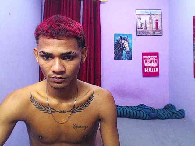 blacktwinks webcam