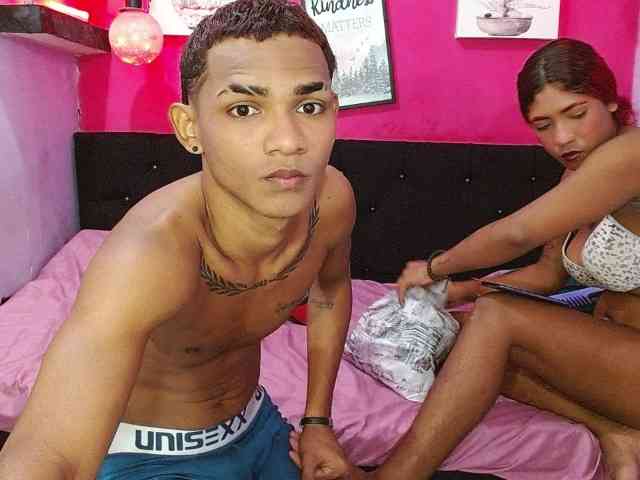 blacktwinks webcam