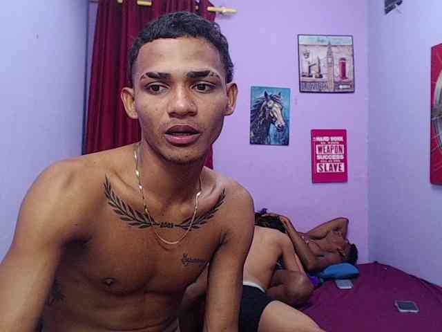 blacktwinks blacktwinks
