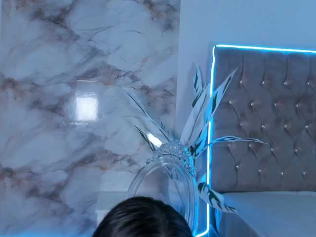 Clara4w live cam on BongaCams