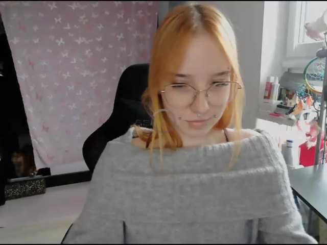 foxSonya live cam on BongaCams