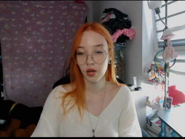 foxSonya live cam on BongaCams