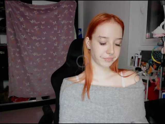 foxSonya live cam on BongaCams