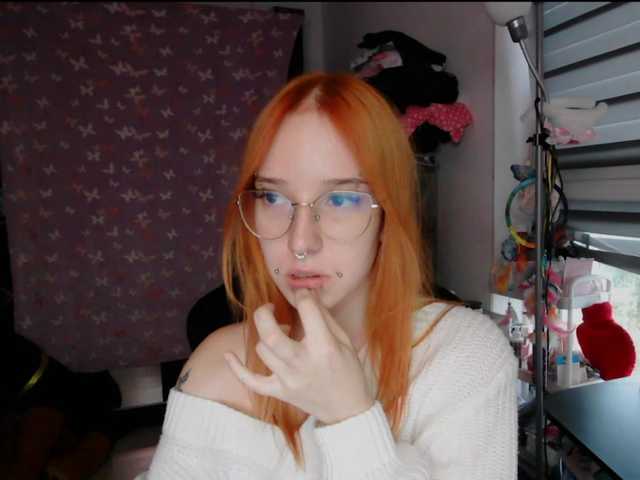 foxSonya live cam on BongaCams