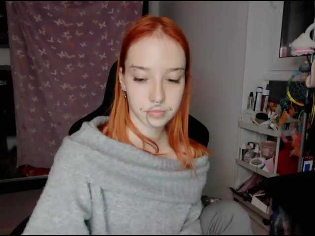 foxSonya live cam on BongaCams