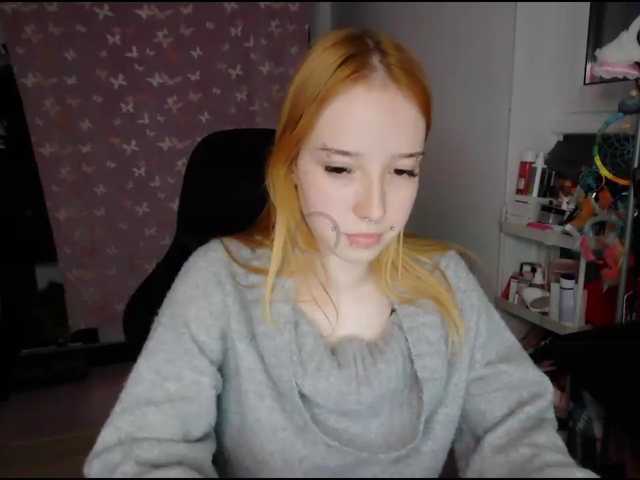 foxSonya live cam on BongaCams